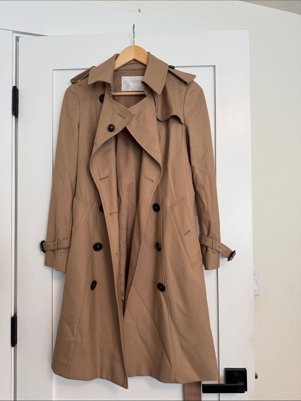 Goelia 100% wool Camel Trench Coat - Women's Double-Breasted Classic